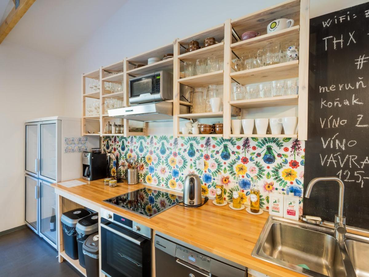 Hostel Zahrada Мікулов Екстер'єр фото