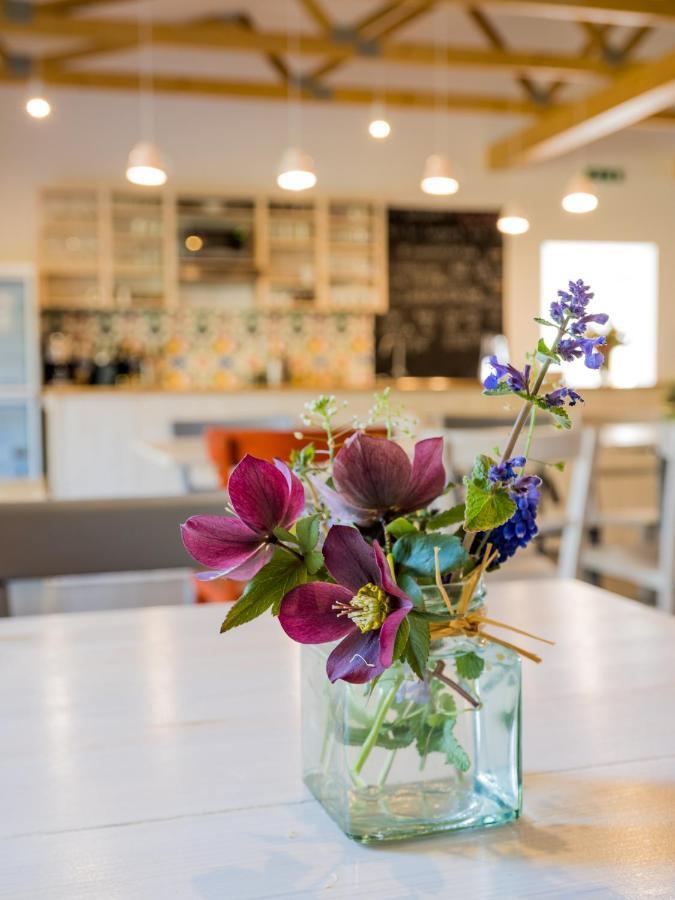 Hostel Zahrada Мікулов Екстер'єр фото